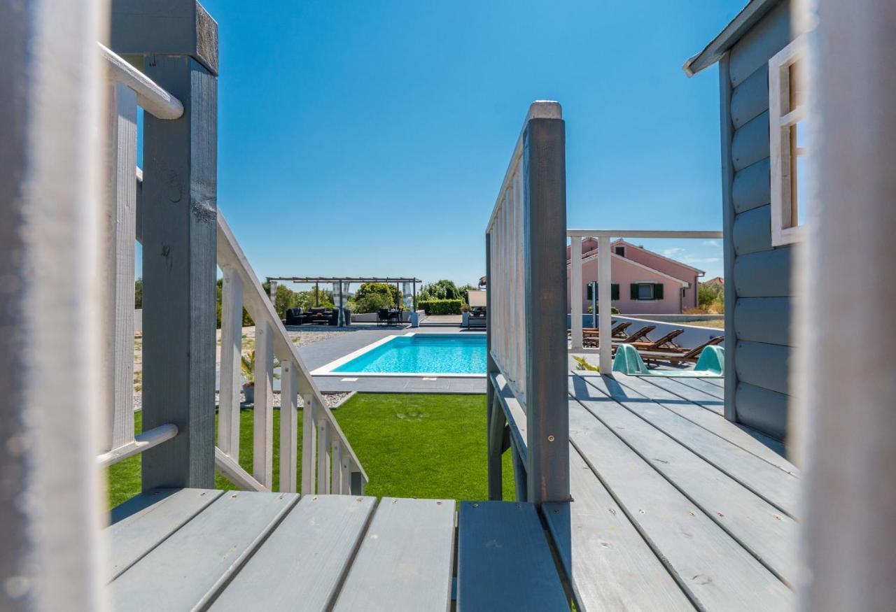 Villa Perini Dvori Donji Zemunik Exteriér fotografie